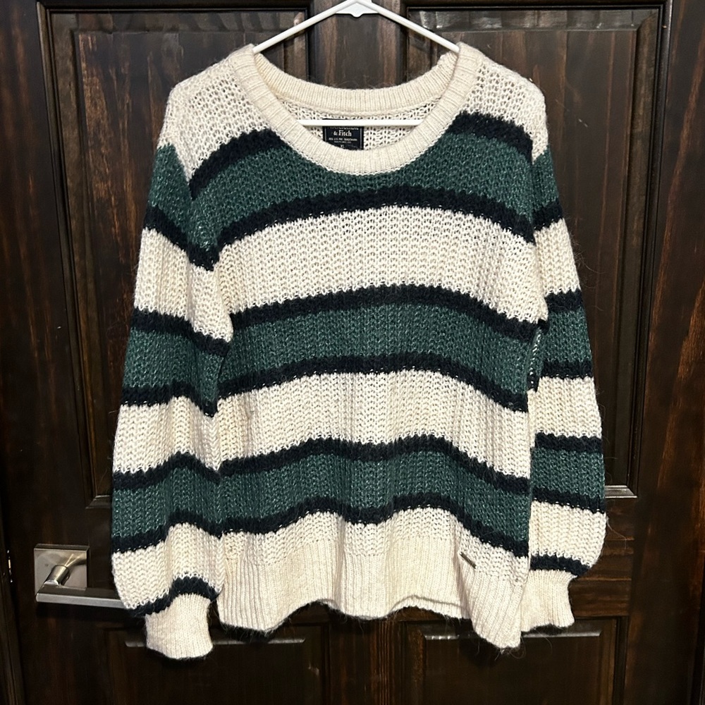 Women’s XL white & green striped sweater